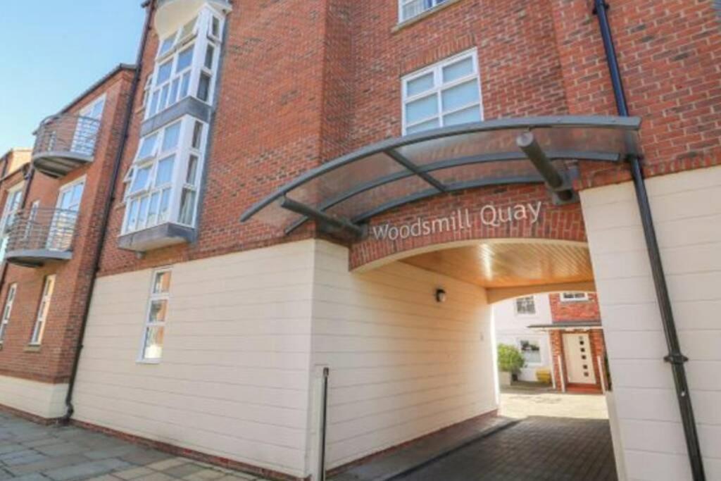 The Riverside At Woodsmill Quay With Parking ยอร์ค ภายนอก รูปภาพ
